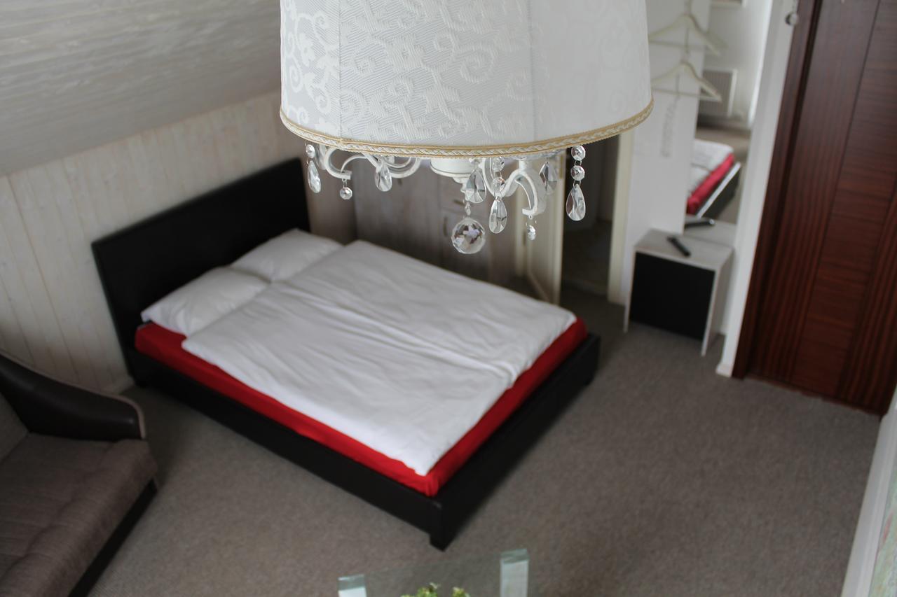 Viesu Nams Amrai Hotel Ventspils Buitenkant foto