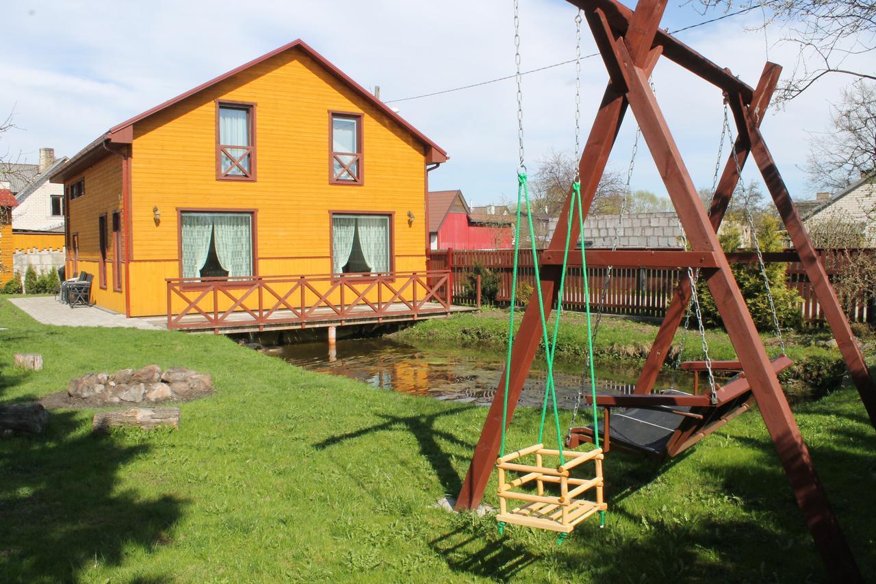 Viesu Nams Amrai Hotel Ventspils Buitenkant foto