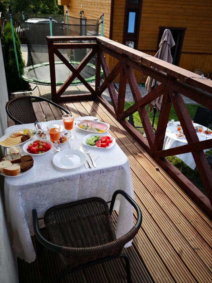Viesu Nams Amrai Hotel Ventspils Buitenkant foto